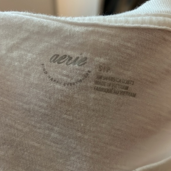 Aerie Boyfriend basic tee - size small - Picture 4 of 5